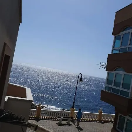 La Casita De La Charca アパート